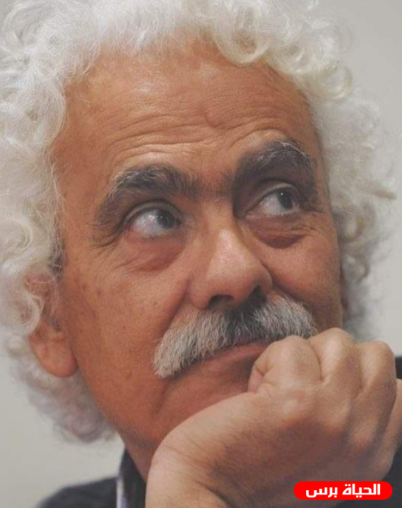 الكاتب والشاعر زكريا محمد
